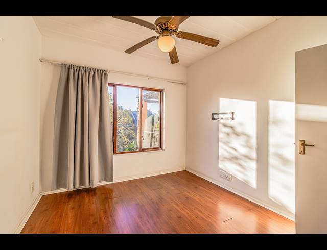 1 BEDROOM SECTIONAL TITLE FOR SALE IN DOUGLASDALE